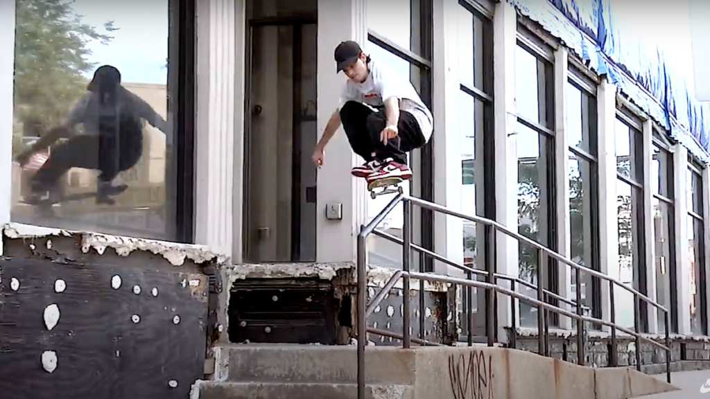 uprise nike sb