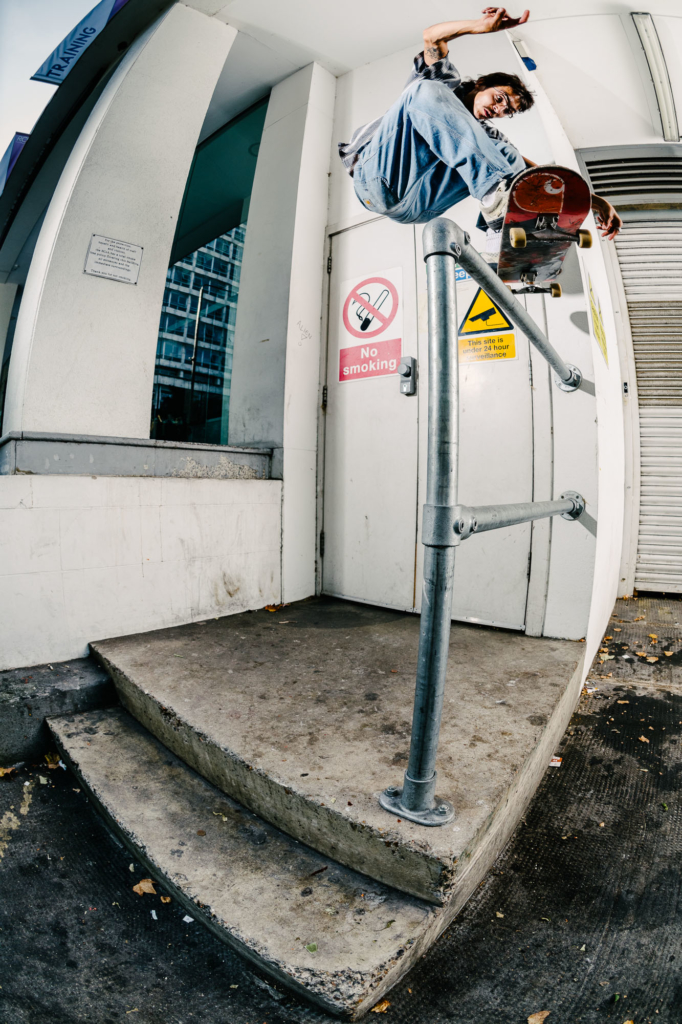 Pepe Tirelli, Frontside 180 Ollie, London. Ph: Sam Ashley