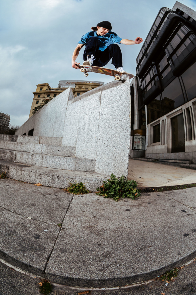 Armand Vaucher, Crooked Grind Tailgrab, Madrid. Ph: Clement Le Gall