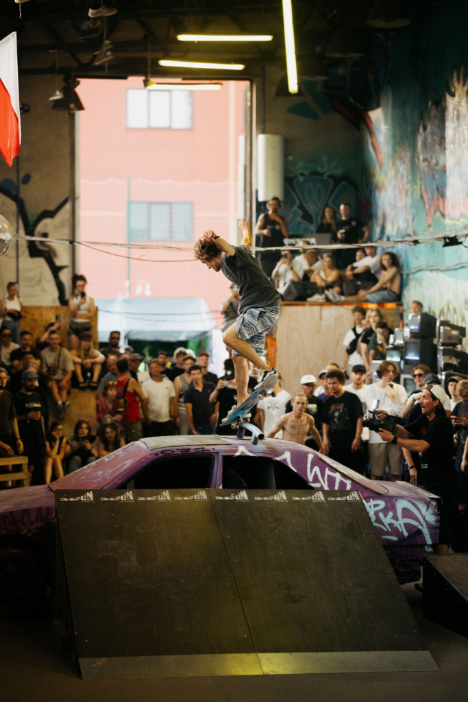 Robert Chudaszek, backside nosegrind. Ph: Rafski